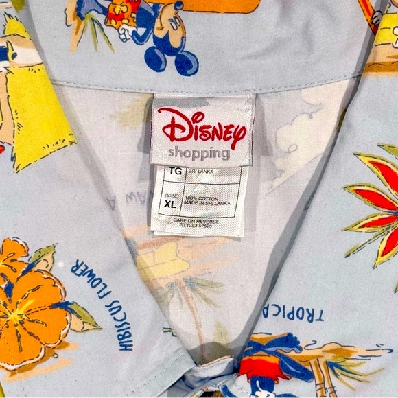 Disney Shopping Tropical Mickey Mouse Shirt Mens XL Goofy Minnie Donald Hawaiian - Picture 6 of 6